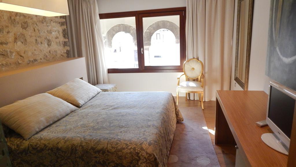 Hotel Palau Dels Osset Forcall Chambre photo